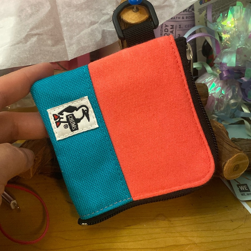 CHUMS Turquoise and Pink/ Coral wallet